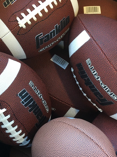 场面却并不 场面却并不